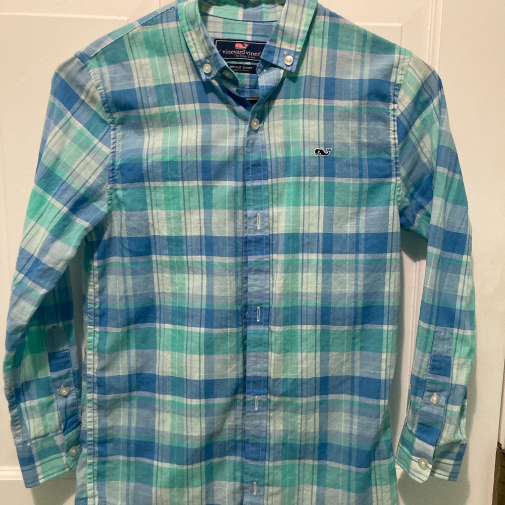 nice vineyard vines button down